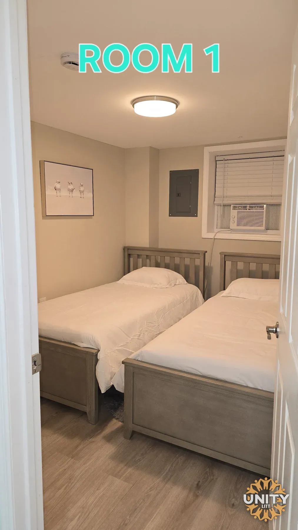 Barton — Room 1 — 2 places in the room — the other 1 sell separately, Women, Linens provided