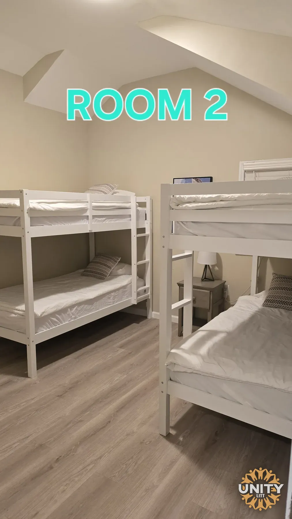 Barton — Room 2 — 5 places, Women, Linens provided