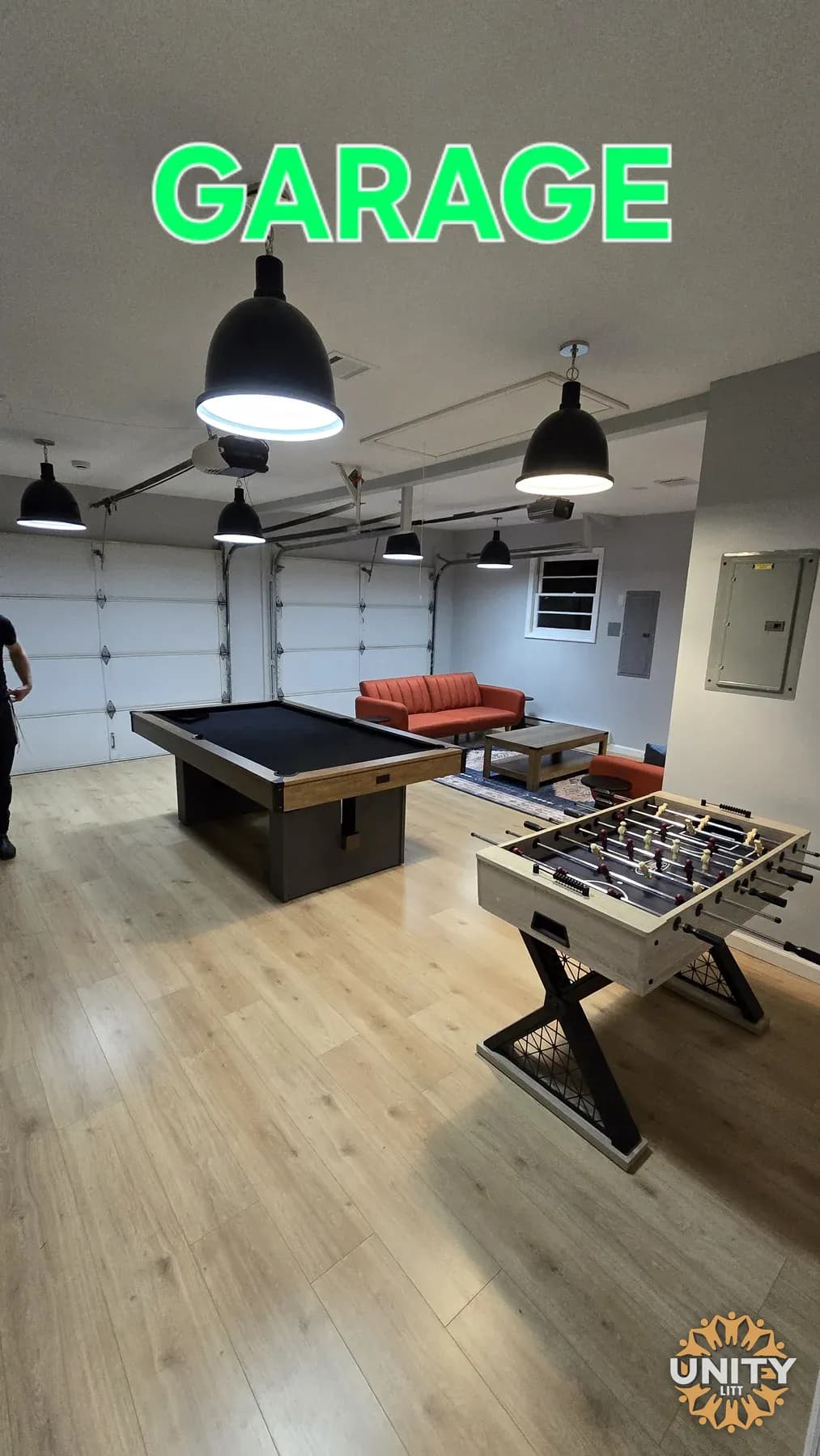 Grove House — Games Room (your own blow-up mattress) — Sleeps 2, Men