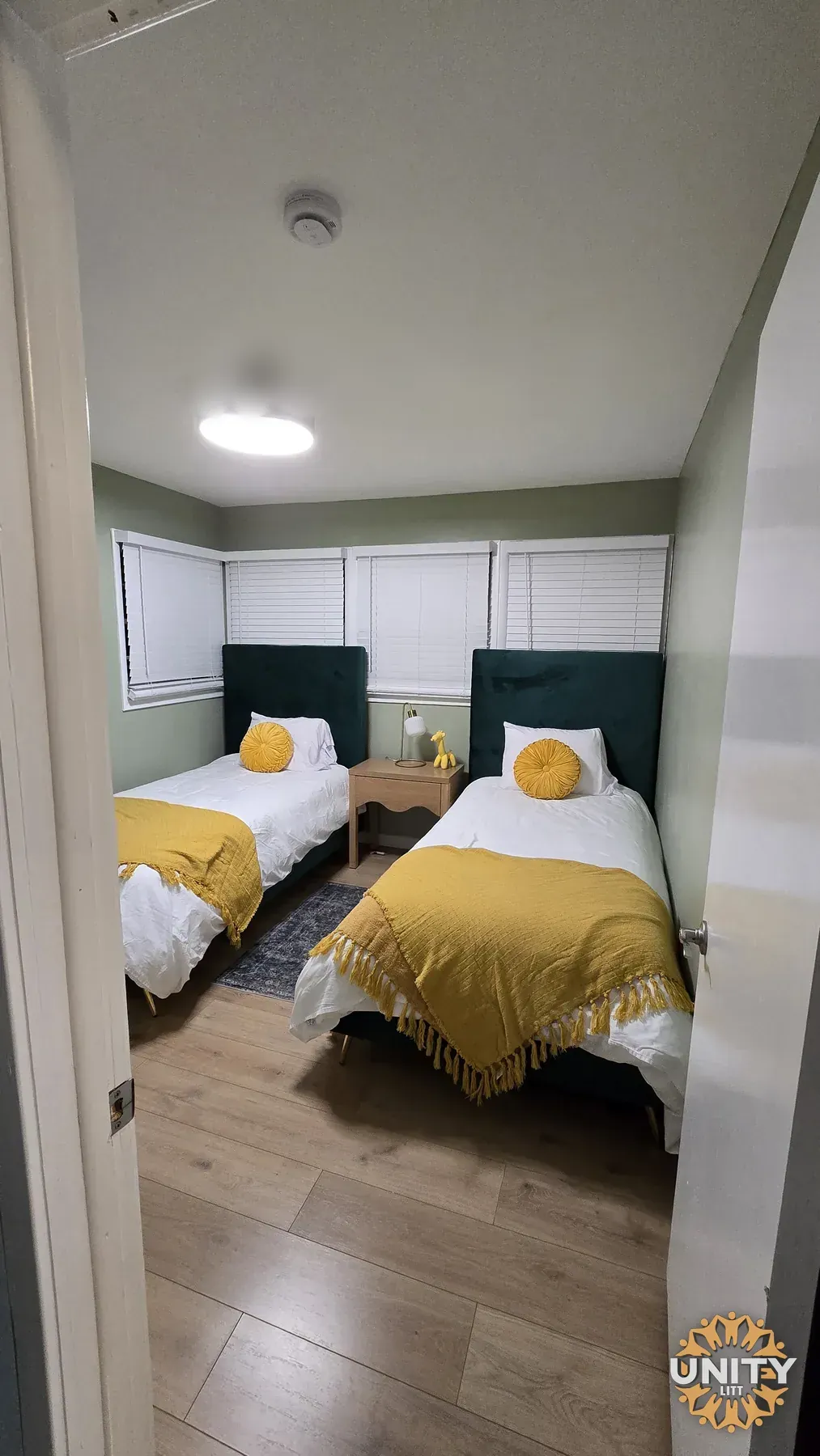 Grove House — Room 2 — 3 places in the room — the other 2 sell separately, Men, Linens provided