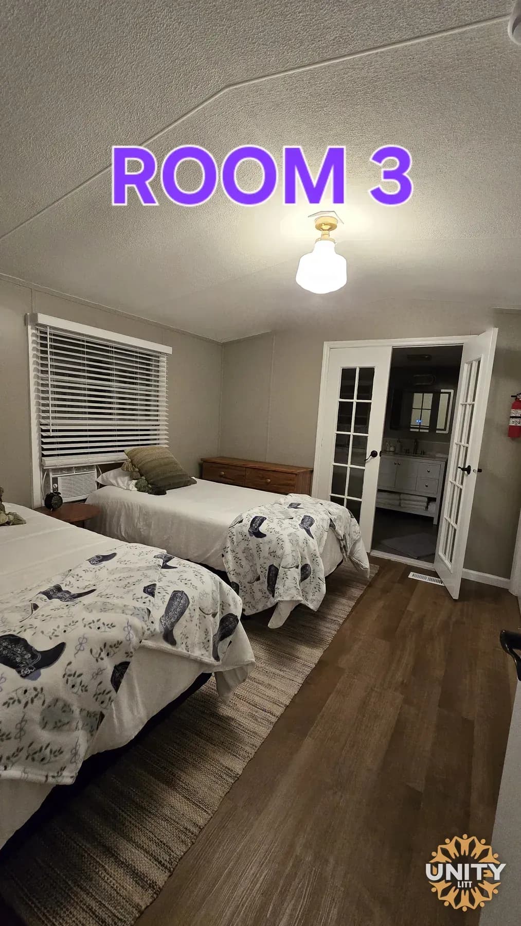 River House — Room 3 — 3 places in the room — the other 2 sell separately, Linens provided